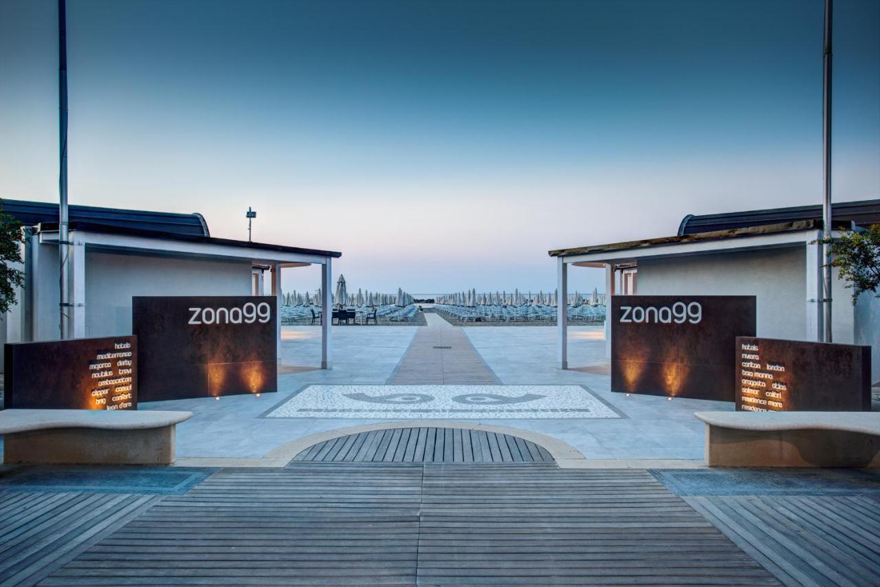 Mediterraneo Hotel&Suites Cattolica Exterior foto
